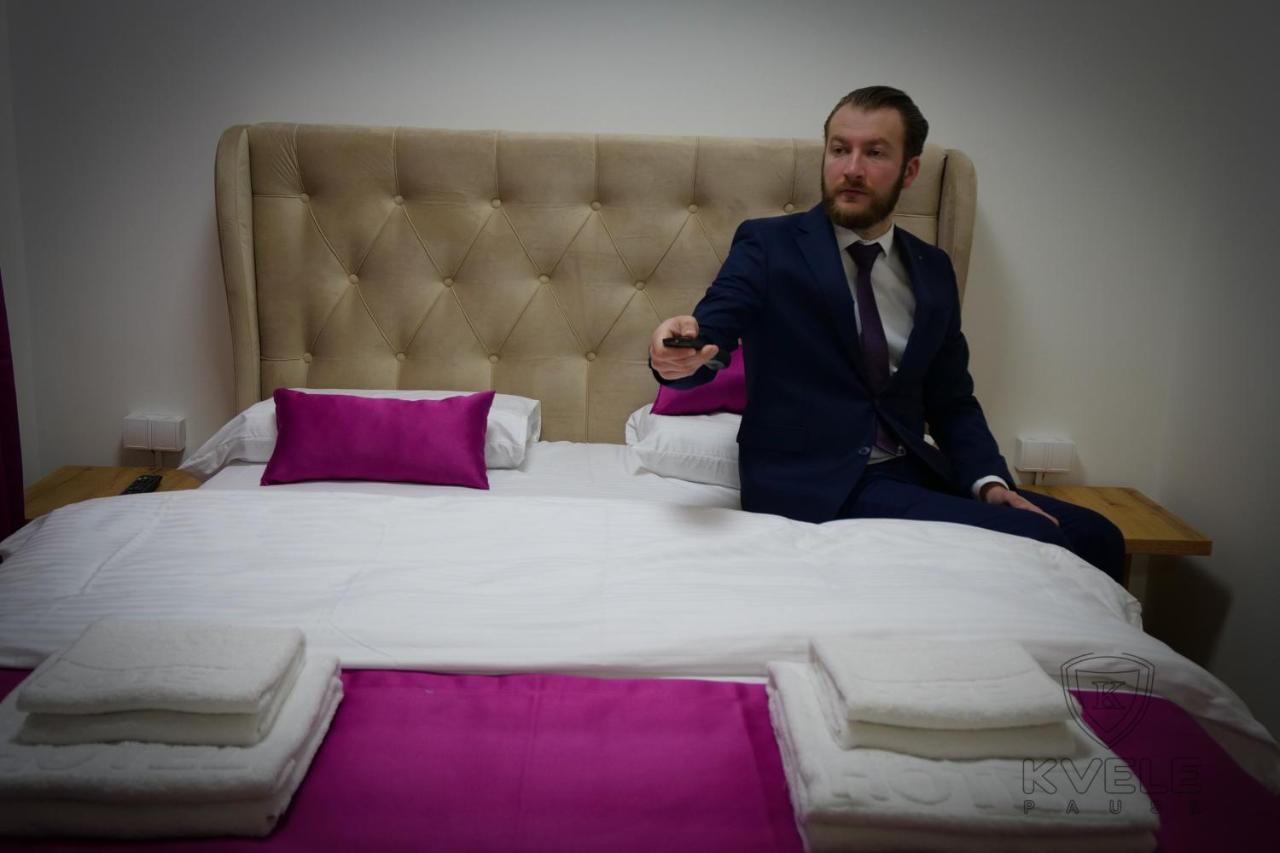 Motel Kvele Yeni Pazar Dış mekan fotoğraf