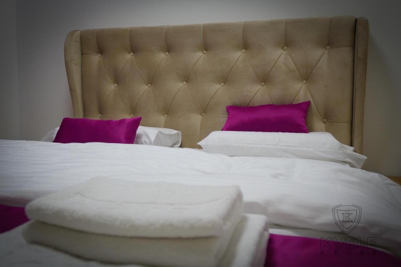 Motel Kvele Yeni Pazar Dış mekan fotoğraf