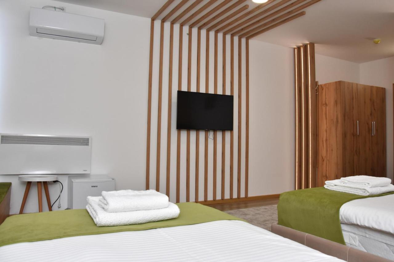 Motel Kvele Yeni Pazar Dış mekan fotoğraf