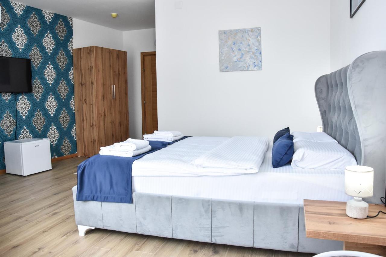 Motel Kvele Yeni Pazar Dış mekan fotoğraf
