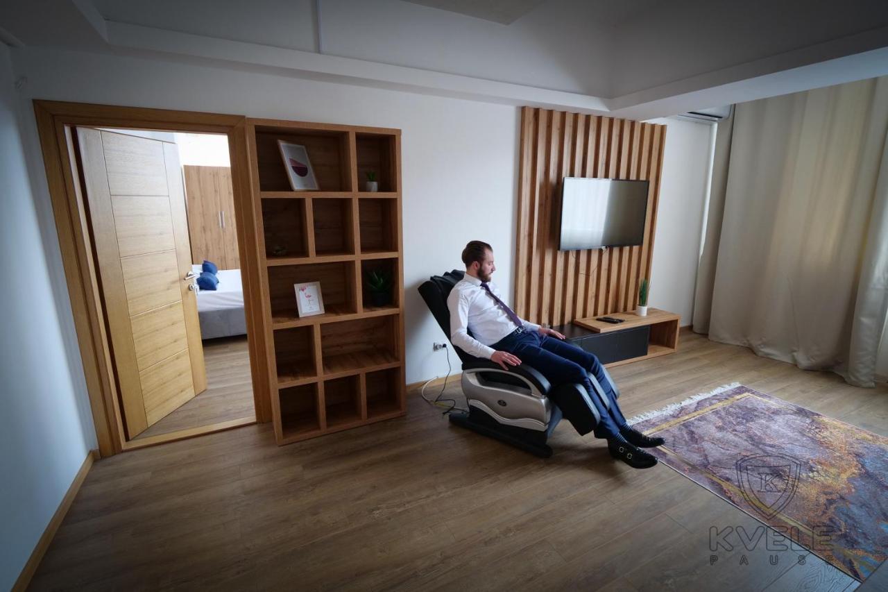 Motel Kvele Yeni Pazar Dış mekan fotoğraf